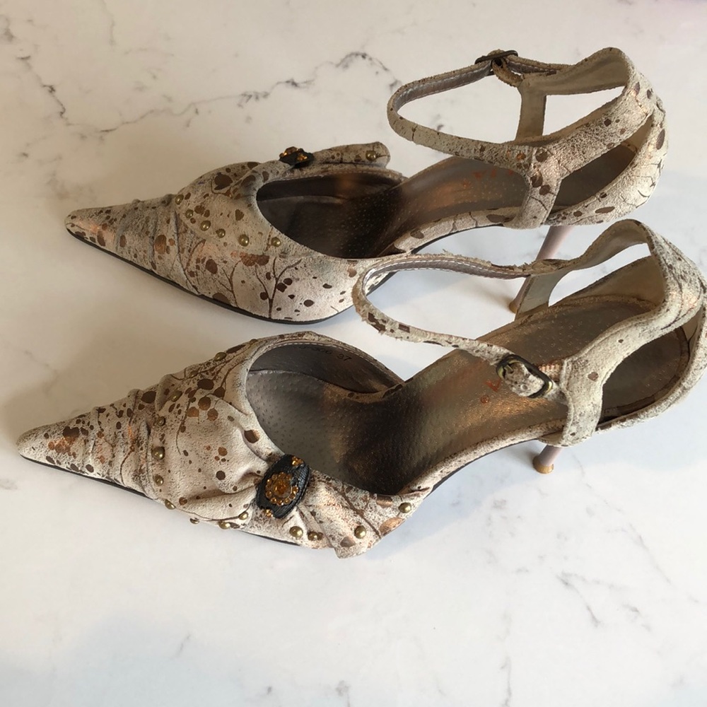 Basilla heels